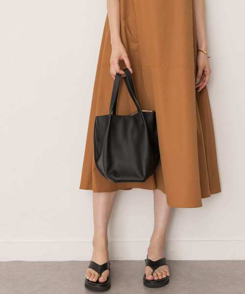 RODE SKO（ロデスコ）の「2WAYタックトートバッグ（トートバッグ・レディース・ブラック/ベージュ/グリーン/グレー/ライトブルー・ONE）」の13枚目の写真