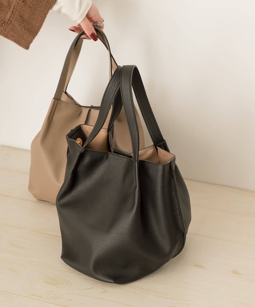 RODE SKO（ロデスコ）の「2WAYタックトートバッグ（トートバッグ・レディース・ブラック/ベージュ/グリーン/グレー/ライトブルー・ONE）」の2枚目の写真