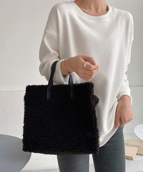 shopnikoniko(ショップニコニコ)の「ボア ミニトートバッグ(トートバッグ・レディース・ブラック/ベージュ・フリー)」の1枚目の写真
