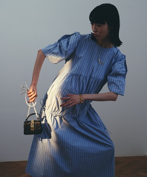 LAYMEE（レイミー）の「Avenir bag / アベニールバッグ（ショルダーバッグ・レディース・ブラック/レッド/グリーン/アイボリー・FREE）」の14枚目の写真