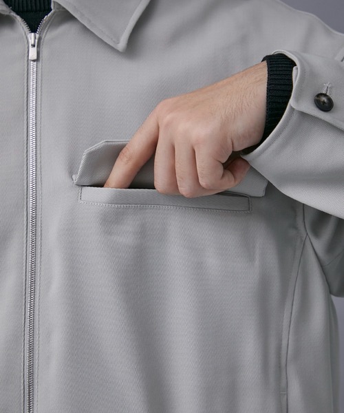 PUBLIC TOKYO（パブリックトウキョウ）の「AQUA WOOLカルゼジップブルゾン（ブルゾン・メンズ・ネイビー/アイボリー/ダークグレー/グリーン系その他・1/2/3）」の6枚目の写真
