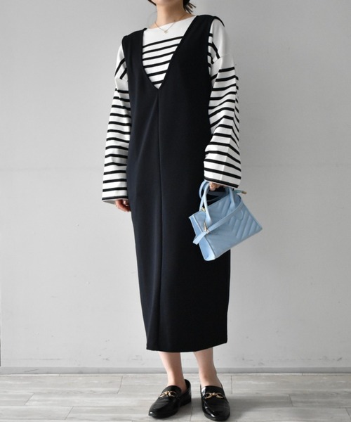 RANAN（ラナン）の「深Vネックジャンパースカート（レギュラー丈）（ジャンパースカート・レディース・ブラック/ネイビー/サンドグレー/キャメル/ベージュ・LL/M/L）」の17枚目の写真