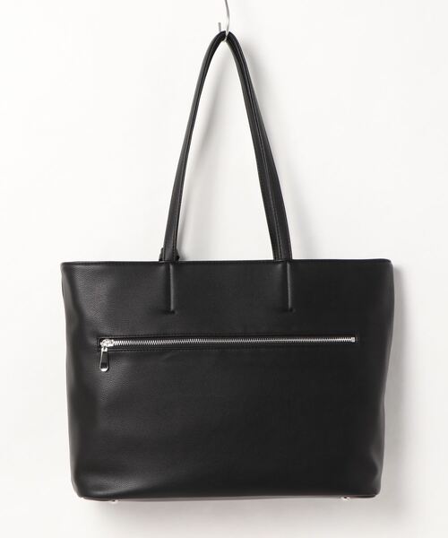 MERCURYDUO(マーキュリーデュオ)の「【MERCURYDUO/マーキュリーデュオ】 レニス チャーム付き シンプルトートバッグ(トートバッグ・レディース・ブラック/ベージュ/アイボリー・FREE)」の4枚目の写真