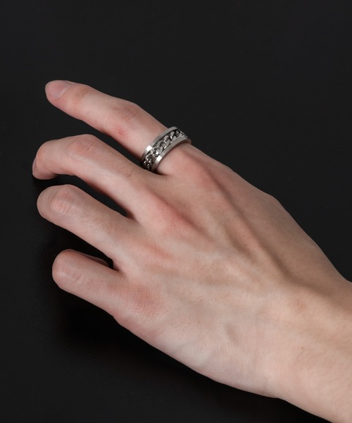 Adoon plain（アドーンプレーン）の「【Adoon plain】チェーンリング（リング・メンズ・シルバー・MEDIUM/LARGE）」の3枚目の写真