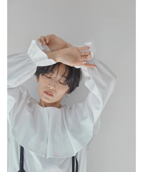 AMERICAN HOLIC(アメリカンホリック)の「フリルカラーカットプルオーバー(Tシャツ/カットソー・レディース・ブラック/オフホワイト・FREE)」の8枚目の写真