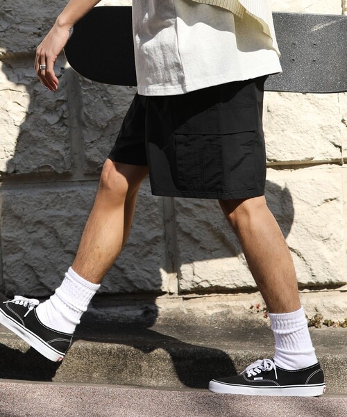 FREAK'S STORE（フリークスストア）の「WEB限定 コットンナイロン カーゴショーツ/レオパード（カーゴパンツ・メンズ・ロイヤルブルー/ベージュ/オリーブ/レオパード/ブラック・LARGE/MEDIUM/SMALL）」の2枚目の写真