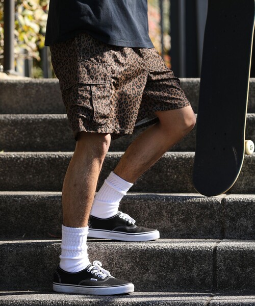 FREAK'S STORE（フリークスストア）の「WEB限定 コットンナイロン カーゴショーツ/レオパード（カーゴパンツ・メンズ・ロイヤルブルー/ベージュ/オリーブ/レオパード/ブラック・LARGE/MEDIUM/SMALL）」の5枚目の写真