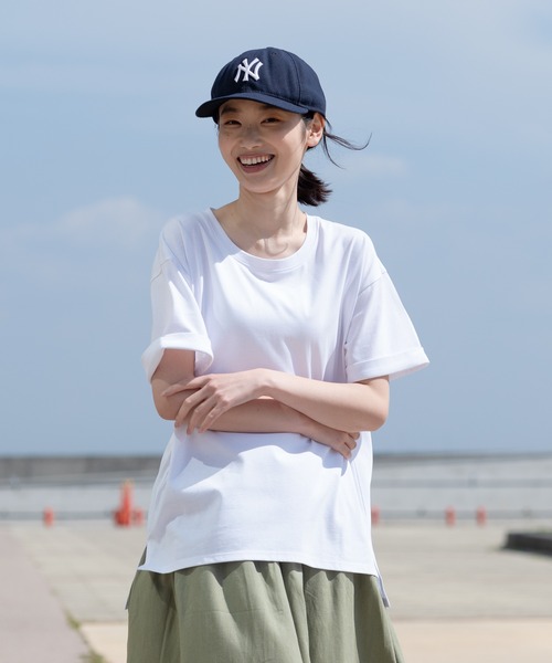 fort point(フォーポイント)の「【FORT POINT/フォートポイント】サイドスリットTシャツ(Tシャツ/カットソー・レディース・ホワイト/チャコールグレー/ブラック/グレー/サックスブルー/ミント/ピンク系その他/オレンジ系その他/ダークベージュ・LARGE/MEDIUM)」の2枚目の写真