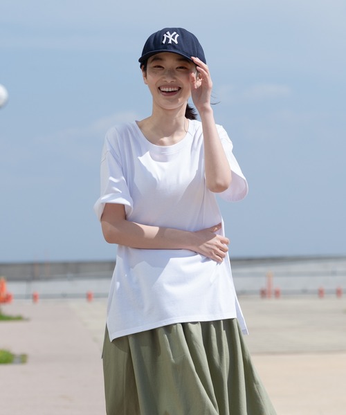 fort point(フォーポイント)の「【FORT POINT/フォートポイント】サイドスリットTシャツ(Tシャツ/カットソー・レディース・ホワイト/チャコールグレー/ブラック/グレー/サックスブルー/ミント/ピンク系その他/オレンジ系その他/ダークベージュ・LARGE/MEDIUM)」の12枚目の写真
