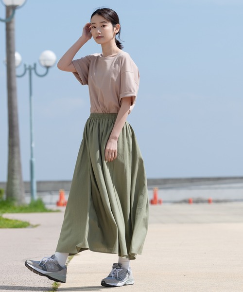 fort point(フォーポイント)の「【FORT POINT/フォートポイント】サイドスリットTシャツ(Tシャツ/カットソー・レディース・ホワイト/チャコールグレー/ブラック/グレー/サックスブルー/ミント/ピンク系その他/オレンジ系その他/ダークベージュ・LARGE/MEDIUM)」の13枚目の写真