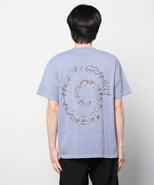 Gramicci(グラミチ)の「【 GRAMICCI / グラミチ 】 SWIRL TEE プリント スワールTシャツ INS(Tシャツ/カットソー・メンズ・ホワイト/ブラック/パープル・L/M)」の4枚目の写真