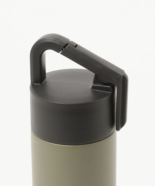 bpr BEAMS（ビーピーアール ビームス ）の「POKETLE / ポケトル ハング 180ml コンパクト ボトル（水筒・メンズ・チャコールグレー/ベージュ/オリーブ・ONE SIZE）」の6枚目の写真