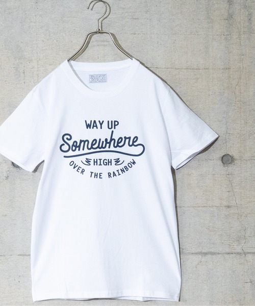 JOHN'S CLOSET（ジョンズクローゼット）の「【50】プリント半袖Tシャツ（Tシャツ/カットソー・メンズ・サックスブルー/ネイビー/ホワイト/ホワイト系その他3/ホワイト系その他/ホワイト系その他4/ブラック/ホワイト系その他2・LARGE/MEDIUM）」の2枚目の写真