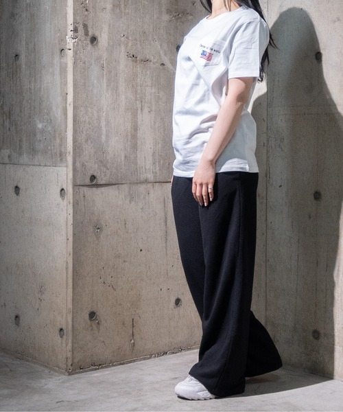 JOHN'S CLOSET（ジョンズクローゼット）の「【50】プリント半袖Tシャツ（Tシャツ/カットソー・メンズ・サックスブルー/ネイビー/ホワイト/ホワイト系その他3/ホワイト系その他/ホワイト系その他4/ブラック/ホワイト系その他2・LARGE/MEDIUM）」の13枚目の写真