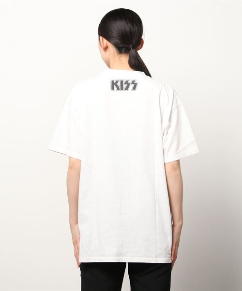 ムラサキスポーツ（ムラサキスポーツ）の「【ムラサキスポーツ別注】 KISS/キッス ビッグシルエット 古着風ロックTシャツ/ROCK Tシャツ  EP-MU001（Tシャツ/カットソー・レディース・ブラック/ホワイト・M/L）」の5枚目の写真
