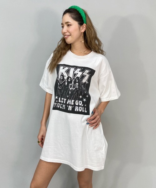 ムラサキスポーツ（ムラサキスポーツ）の「【ムラサキスポーツ別注】 KISS/キッス ビッグシルエット 古着風ロックTシャツ/ROCK Tシャツ  EP-MU001（Tシャツ/カットソー・レディース・ブラック/ホワイト・M/L）」の6枚目の写真