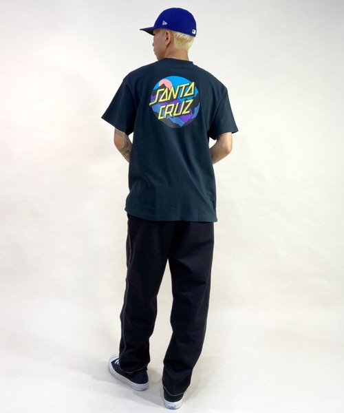 SANTA CRUZ(サンタクルーズ)の「【ムラサキスポーツ別注】SANTACRUZ/サンタクルーズ ルーズフィット バックプリントTシャツ 502222404(Tシャツ/カットソー・メンズ・ブラック/ホワイト/グリーン・M/L/XL)」の16枚目の写真