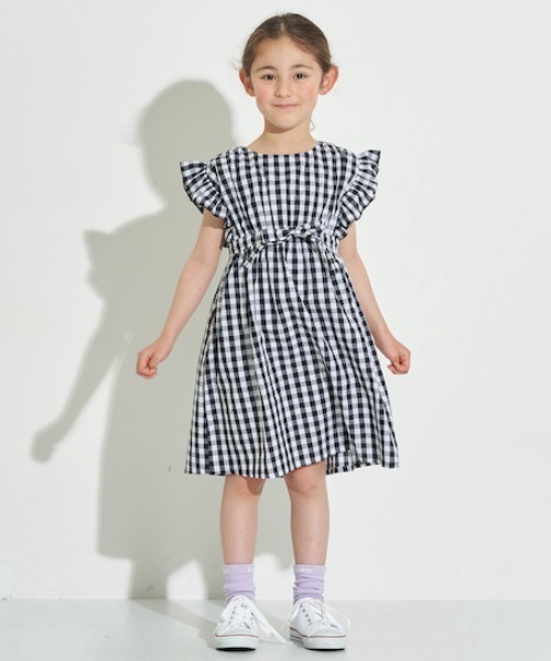Lycee mine(リセマイン)の「コットンふりふりワンピース【デザイン2】(ワンピース・キッズ・ラベンダー/キナリ/ネイビー/エメラルド/ブラック/ベージュ/ライトブルー/アイボリー/マスタード・100cm/110cm/120cm/130cm/140cm)」の3枚目の写真