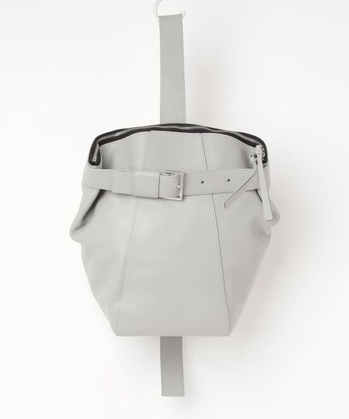 ALLSAINTS(オールセインツ)の「ANOUCK 2-IN-1 LEATHER BACKPACK | ANOUCK 2-IN-1 レザー バックパック(バックパック/リュック・レディース・グリーン系/ブラック・ONE SIZE)」の8枚目の写真