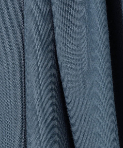 NICOLE white(ニコルホワイト)の「ペザント風フリルギャザーTEE(Tシャツ/カットソー・レディース・ブラック/イエロー/ブルー/レンガ・FREE)」の19枚目の写真