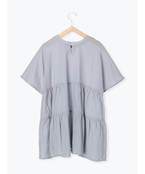 Samansa Mos2 blue（サマンサモスモスブルー）の「前後2WAYティアードチュニック（シャツ/ブラウス・レディース・オフホワイト/ブラック/サックスブルー・ﾌﾘ-）」の6枚目の写真