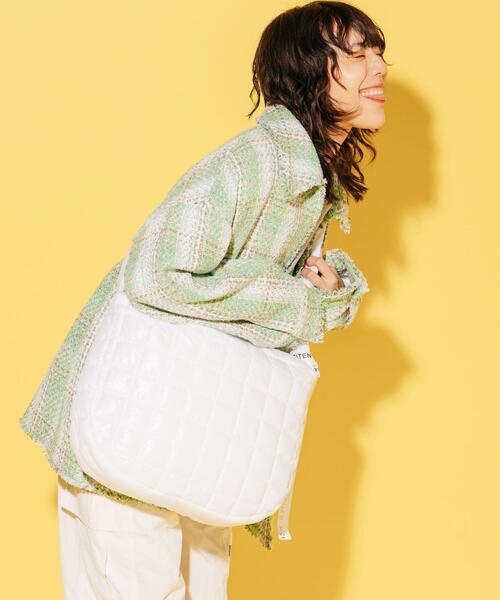 CITEN(シテン)の「<CITEN>パデッドキルティング BIG ショルダーバッグ(ショルダーバッグ・レディース・ブラック/ライトピンク/コバルトブルー/ホワイト・FREE)」の5枚目の写真