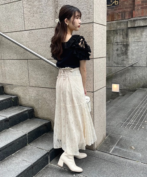 one after another NICE CLAUP(ワンアフターアナザーナイスクラップ)の「バックレースアップイレヘムスカート(スカート・レディース・アイボリー/ベージュ系その他/グリーン系その他/グリーン系その他2・FREE)」の9枚目の写真