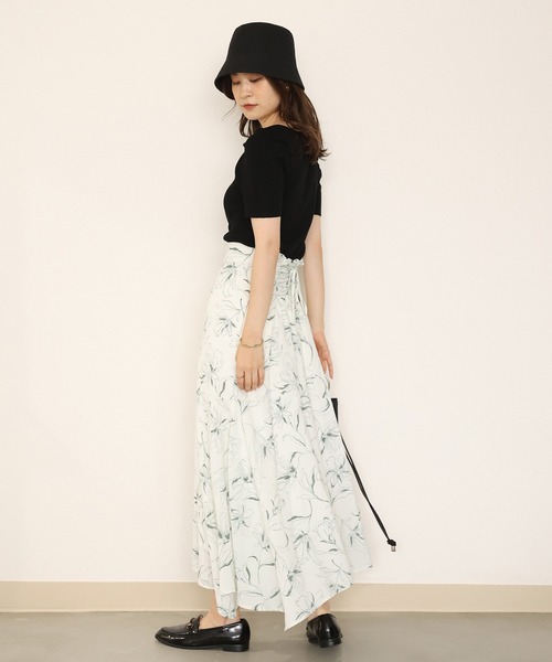 one after another NICE CLAUP(ワンアフターアナザーナイスクラップ)の「バックレースアップイレヘムスカート(スカート・レディース・アイボリー/ベージュ系その他/グリーン系その他/グリーン系その他2・FREE)」の14枚目の写真