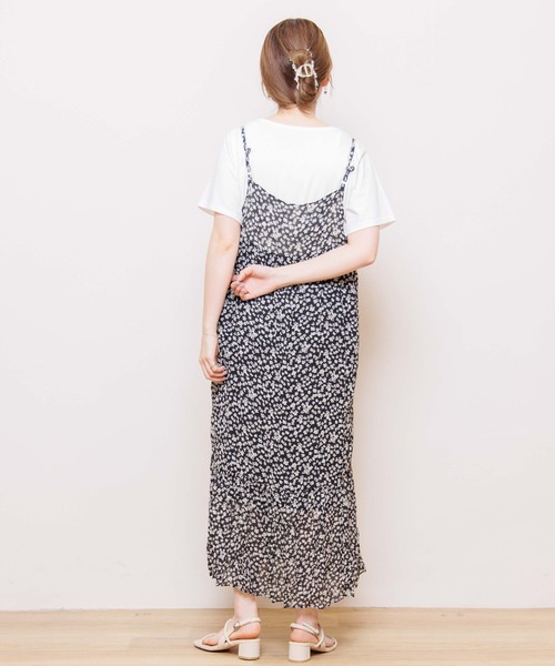 flower（フラワー）の「ブリージーフラワーワンピース（ワンピース・レディース・ブラック/ベージュ/グリーン・FREE）」の8枚目の写真