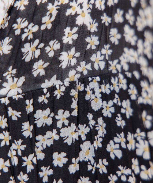 flower（フラワー）の「ブリージーフラワーワンピース（ワンピース・レディース・ブラック/ベージュ/グリーン・FREE）」の16枚目の写真