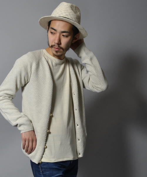 AMERICAN RAG CIE（アメリカンラグシー）の「AMERICAN RAG CIE ラーベン編みカーディガン（カーディガン/ボレロ・メンズ・オートミール/ネイビー・1/2）」の2枚目の写真