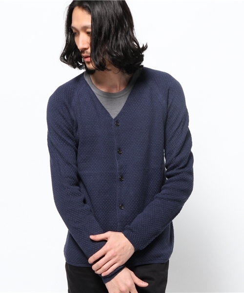 AMERICAN RAG CIE（アメリカンラグシー）の「AMERICAN RAG CIE ラーベン編みカーディガン（カーディガン/ボレロ・メンズ・オートミール/ネイビー・1/2）」の9枚目の写真