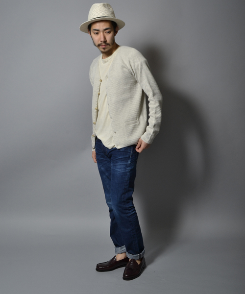AMERICAN RAG CIE（アメリカンラグシー）の「AMERICAN RAG CIE ラーベン編みカーディガン（カーディガン/ボレロ・メンズ・オートミール/ネイビー・1/2）」の10枚目の写真