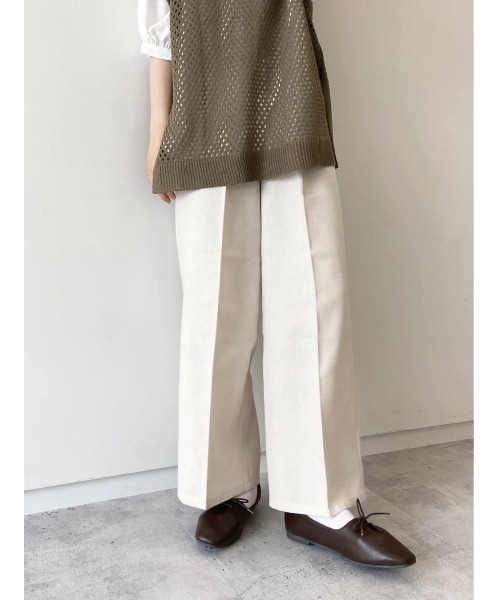 Samansa Mos2 blue(サマンサモスモスブルー)の「ヘリンボーンタックストレートパンツ(その他パンツ・レディース・キナリ/ブラック/ブラウン・フリ-)」の6枚目の写真