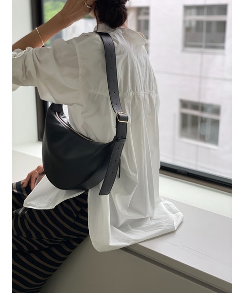 BEARDSLEY（ビアズリー）の「ウシロタックシンプルシャツ（シャツ/ブラウス・レディース・ホワイト・FREE）」の9枚目の写真