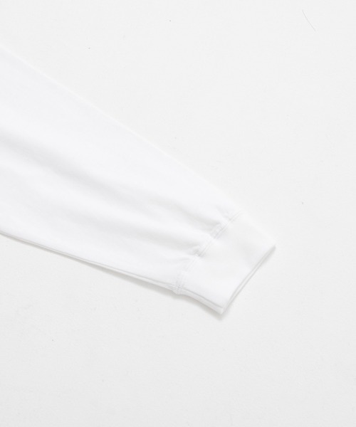 FILA（フィラ）の「【 FILA × BE:FIRST / フィラ × ビーファースト 】コラボ BIGロゴ 長袖 Tシャツ ロンT SOTA/SHUNTO/MANATO/RYUHEI/JUNON/RYOKI/LEO　※クリアファイル1枚(ランダム)、フォンタブ1個(ランダム)付き（Tシャツ/カットソー・メンズ・ホワイト/ワインレッド/ブラック・M/L）」の10枚目の写真