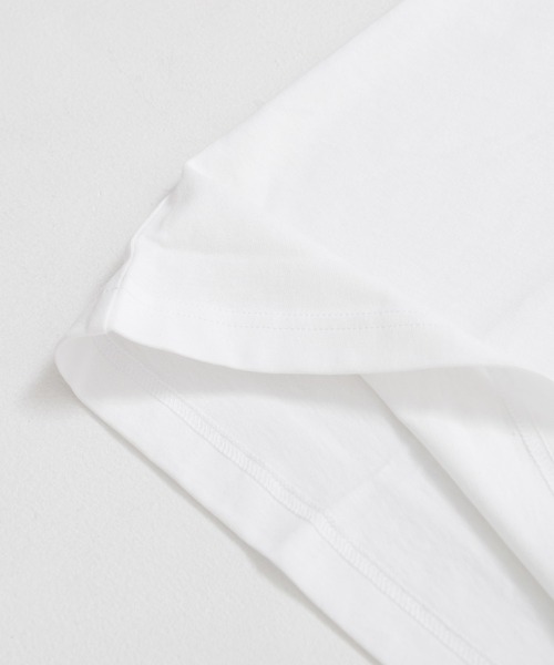 FILA（フィラ）の「【 FILA × BE:FIRST / フィラ × ビーファースト 】コラボ BIGロゴ 長袖 Tシャツ ロンT SOTA/SHUNTO/MANATO/RYUHEI/JUNON/RYOKI/LEO　※クリアファイル1枚(ランダム)、フォンタブ1個(ランダム)付き（Tシャツ/カットソー・メンズ・ホワイト/ワインレッド/ブラック・M/L）」の11枚目の写真