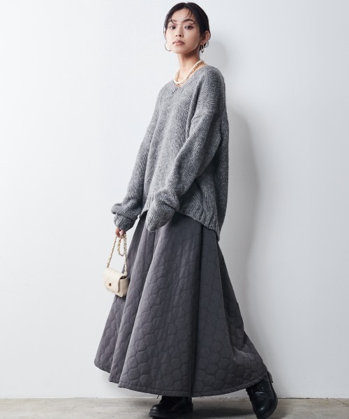 CHIC STYLE(シックスタイル)の「<大きいサイズ>Vネックヘアリーニットプルオーバー シックスタイル(ニット/セーター・レディース・グレー/モカ・5L/8L/4L/6L/L/LL/3L)」の17枚目の写真