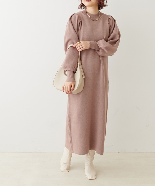 natural couture（ナチュラルクチュール）の「ボリュームスリーブニットワンピース（ワンピース・レディース・モカ/オレンジ/ブラック/グレイッシュベージュ/カーキ/オフホワイト・FREE）」の4枚目の写真