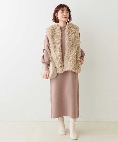 natural couture（ナチュラルクチュール）の「ボリュームスリーブニットワンピース（ワンピース・レディース・モカ/オレンジ/ブラック/グレイッシュベージュ/カーキ/オフホワイト・FREE）」の9枚目の写真