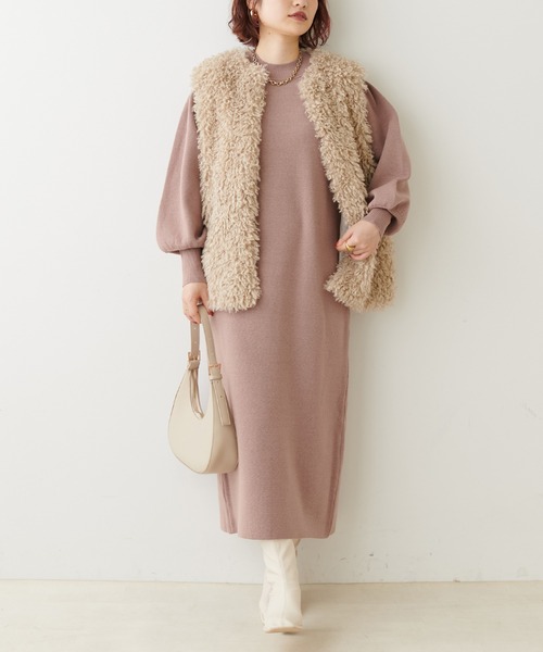 natural couture（ナチュラルクチュール）の「ボリュームスリーブニットワンピース（ワンピース・レディース・モカ/オレンジ/ブラック/グレイッシュベージュ/カーキ/オフホワイト・FREE）」の8枚目の写真