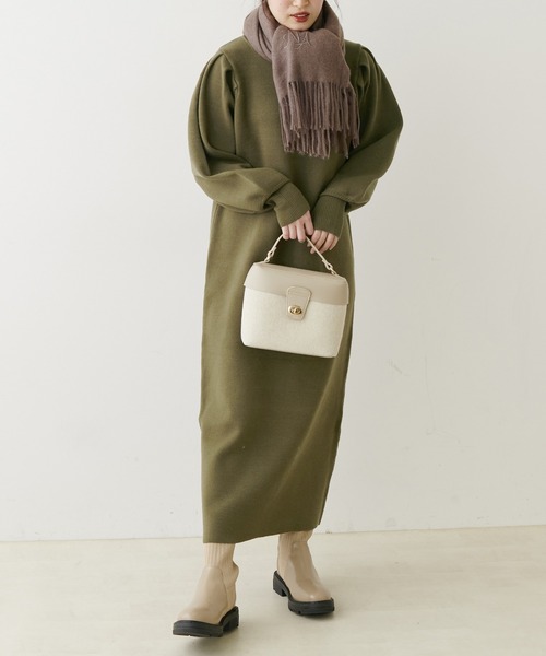 natural couture（ナチュラルクチュール）の「ボリュームスリーブニットワンピース（ワンピース・レディース・モカ/オレンジ/ブラック/グレイッシュベージュ/カーキ/オフホワイト・FREE）」の14枚目の写真