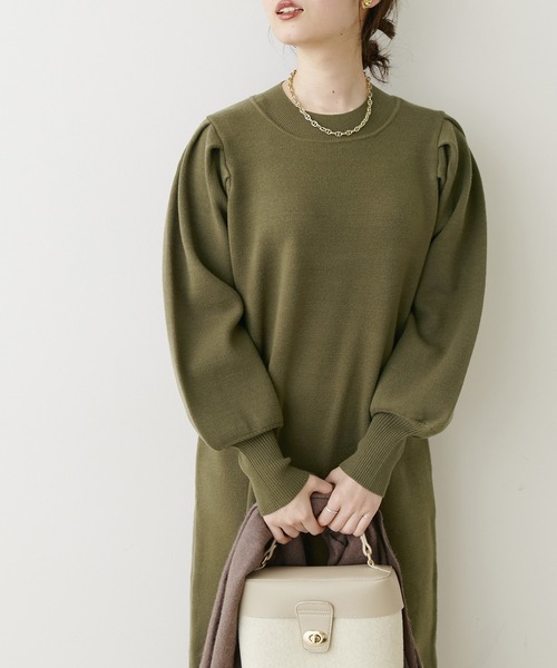 natural couture（ナチュラルクチュール）の「ボリュームスリーブニットワンピース（ワンピース・レディース・モカ/オレンジ/ブラック/グレイッシュベージュ/カーキ/オフホワイト・FREE）」の16枚目の写真