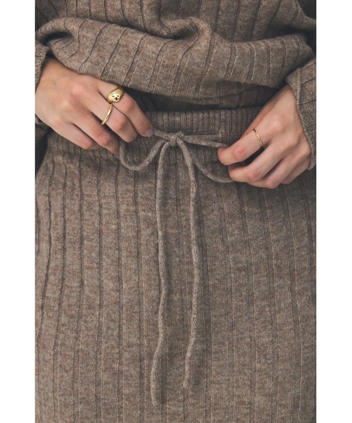 THEATRE PRODUCTS(シアタープロダクツ)の「ワイドリブタイトロングスカート(スカート・レディース・アイボリー/ベージュ/ブラウン・FREE)」の7枚目の写真