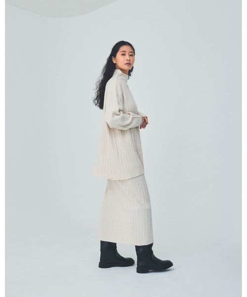 THEATRE PRODUCTS(シアタープロダクツ)の「ワイドリブタイトロングスカート(スカート・レディース・アイボリー/ベージュ/ブラウン・FREE)」の8枚目の写真