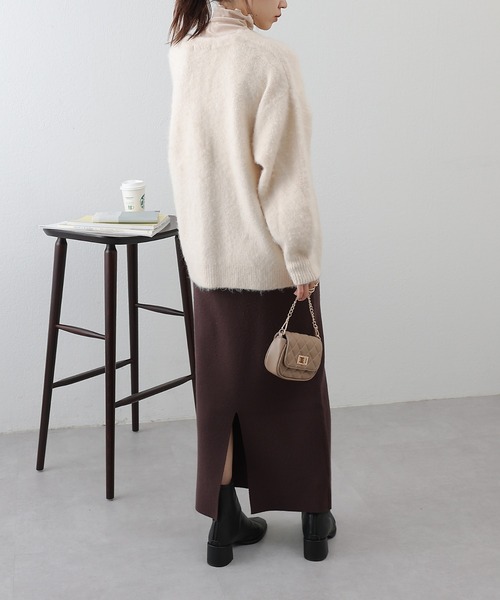 COLONY 2139（コロニートゥーワンスリーナイン）の「起毛Vネックルーズカーディガン（カーディガン/ボレロ・レディース・ブラック/グレー/オフホワイト・FREE）」の17枚目の写真