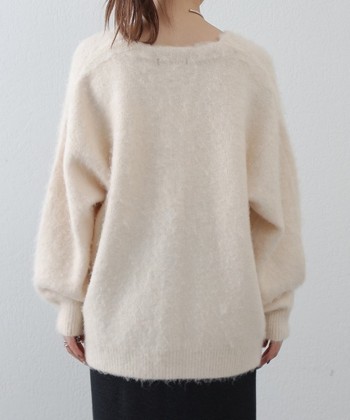 COLONY 2139（コロニートゥーワンスリーナイン）の「起毛Vネックルーズカーディガン（カーディガン/ボレロ・レディース・ブラック/グレー/オフホワイト・FREE）」の22枚目の写真