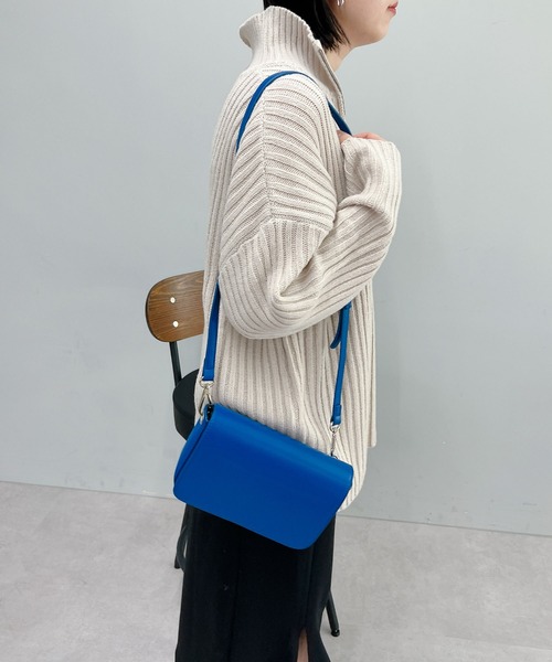 un dix cors（アンディコール）の「旬なデザイン　ハイネックハーフZIPニットプルオーバー（ニット/セーター・レディース・レッド/ブラック/ライトベージュ・FREE）」の17枚目の写真