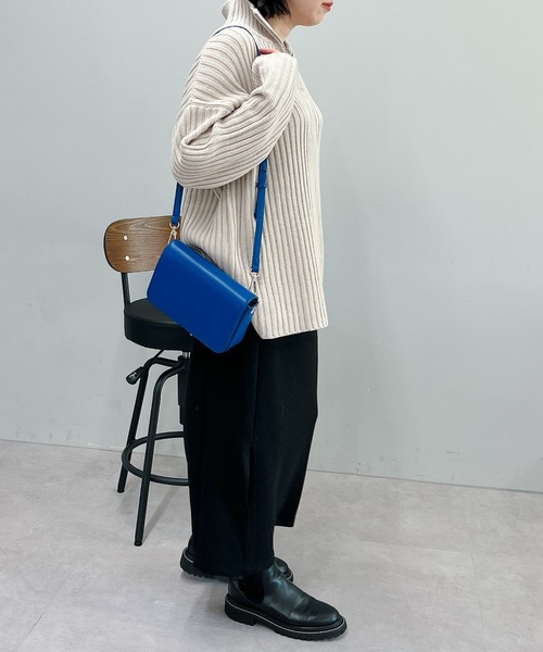 un dix cors（アンディコール）の「旬なデザイン　ハイネックハーフZIPニットプルオーバー（ニット/セーター・レディース・レッド/ブラック/ライトベージュ・FREE）」の20枚目の写真