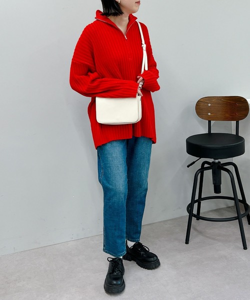 un dix cors（アンディコール）の「旬なデザイン　ハイネックハーフZIPニットプルオーバー（ニット/セーター・レディース・レッド/ブラック/ライトベージュ・FREE）」の9枚目の写真